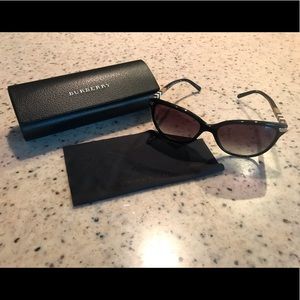 Burberry sunglasses